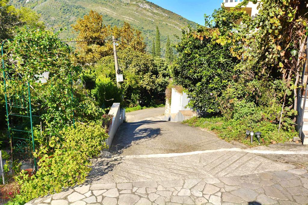 Apartment Rita Tivat Exterior foto