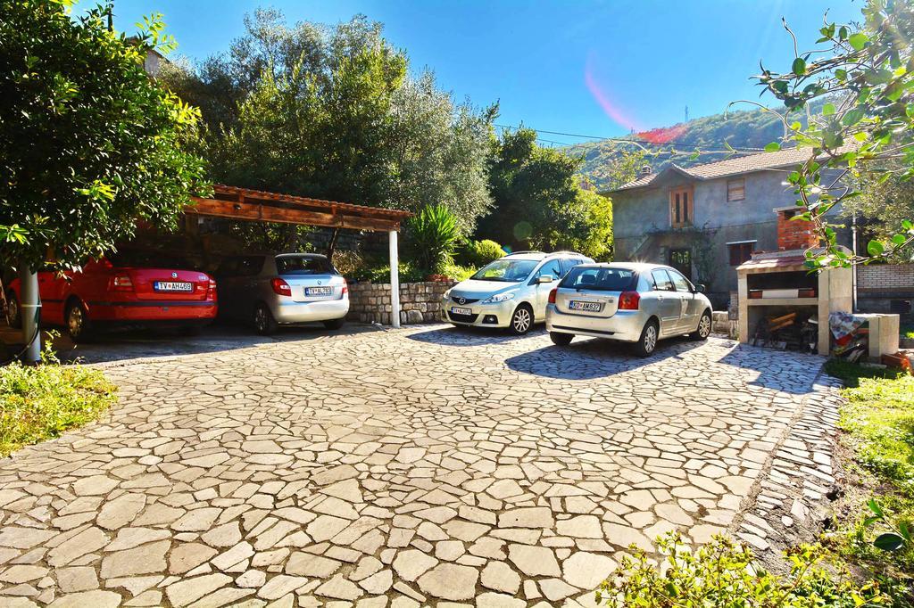 Apartment Rita Tivat Exterior foto